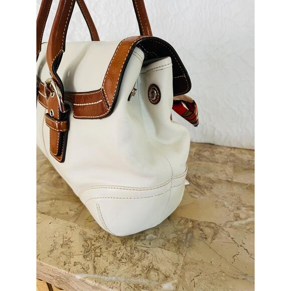 Coach Soho Hampton White/brown leather Flap Bag 9636 Satchel/Carryall - Picture 4 of 10
